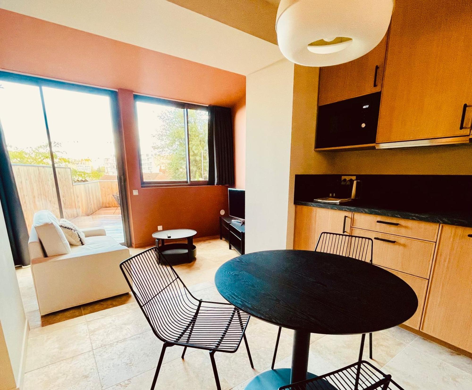 Les Suites D'Angouleme - Proche Gare Et Centre Ville - Haut De Gamme Bagian luar foto