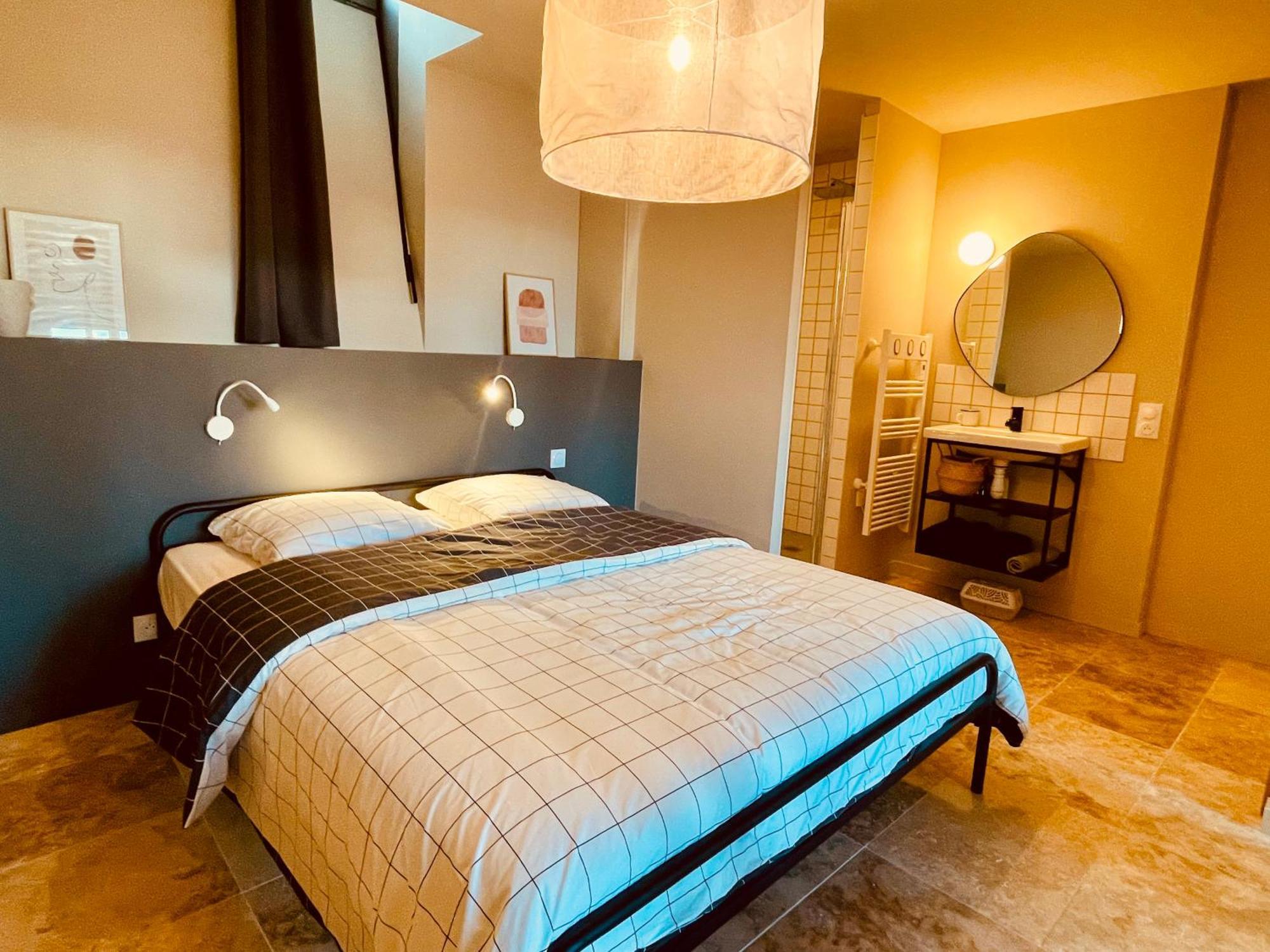 Les Suites D'Angouleme - Proche Gare Et Centre Ville - Haut De Gamme Bagian luar foto